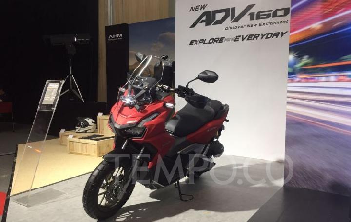 Honda ADV 160 Fitur Canggih ala Motor Mewah