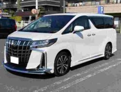 Zeekr 009: Alphard Kalah Kelas?