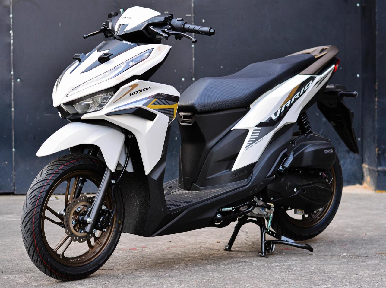 Lifan Greyhound GRH125 Penantang Baru Vario 125