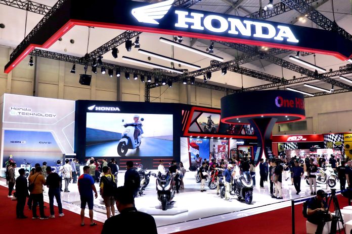 Honda Rilis Motor Listrik Baru di IMOS 2024!