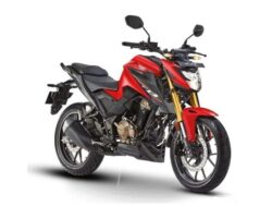 Honda CB300F Flex Fuel: Motor Ramah Lingkungan Harga Murah Meriah!