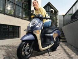 Honda Scoopy: Tampil Keren, Fitur Makin Canggih!