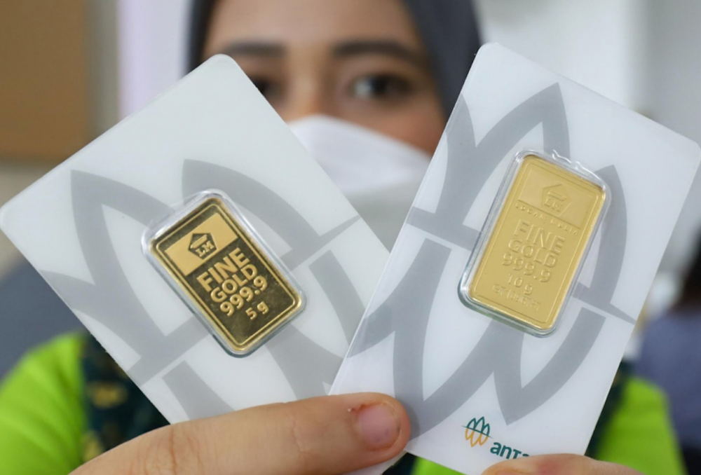 Emas Antam Tembus Rp14 Juta Per Gram