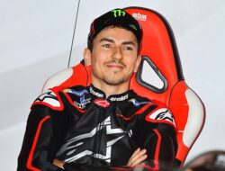 Lorenzo Nyesal Tinggalkan Ducati, Yakin Bisa Juara Dunia!