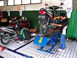 Hedon Murah Meriah! Bengkel di Karanganyar Ini Jual Motor 2 Tak Berkualitas