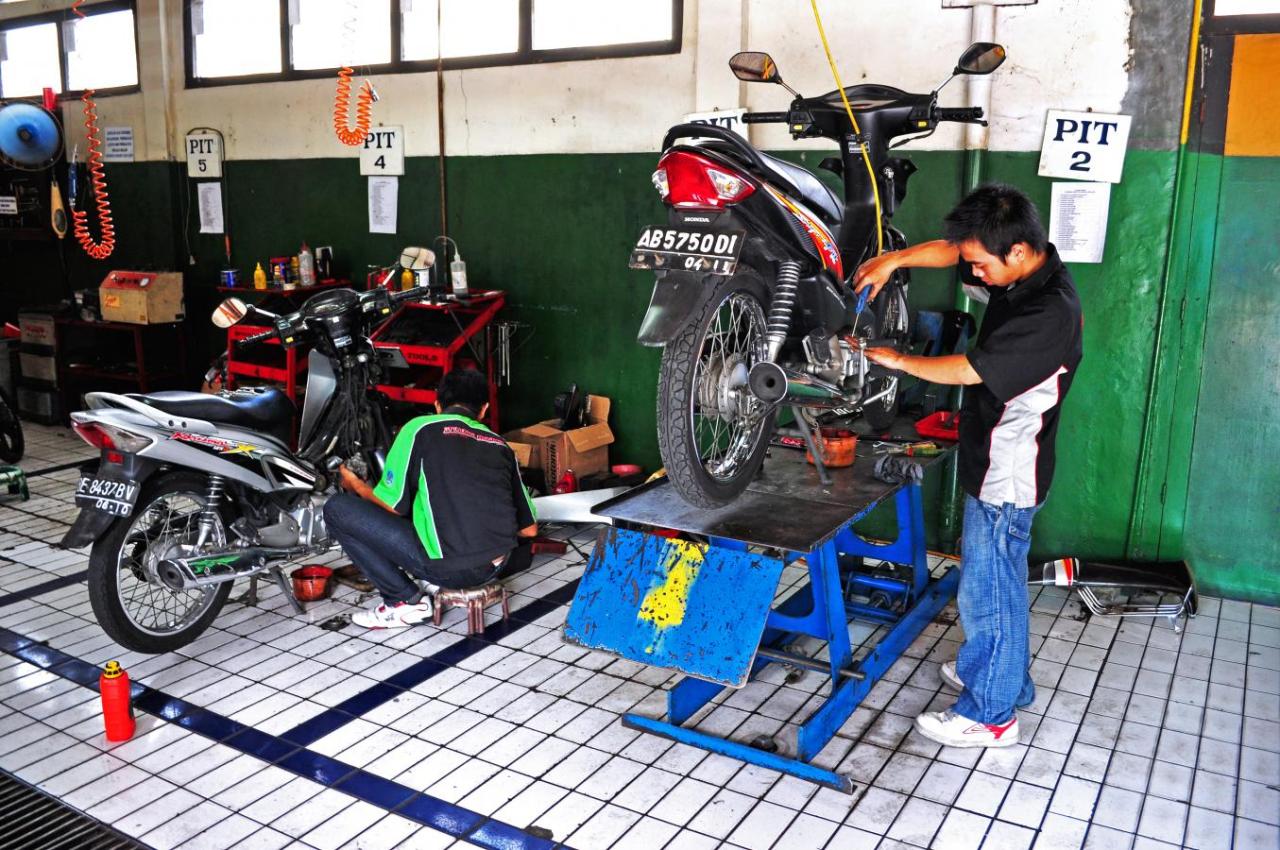 Hedon Murah Meriah! Bengkel di Karanganyar Ini Jual Motor 2 Tak Berkualitas