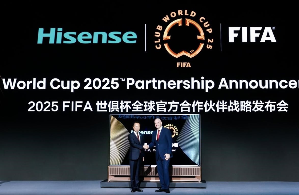 Hisense resmi menjadi mitra turnamen terbaru FIFA Club World Cup™ 2025. Hal ini diumumkan dalam acara khusus di Shanghai Tower yang dihadiri oleh Presiden FIFA Gianni Infantino, Sekretaris Jenderal FIFA Mattias Grafström, dan Chairman Hisense Group Jia Shaoqian.