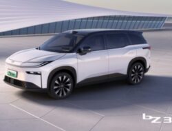 SUV Listrik Toyota Ini Bikin Melongo!