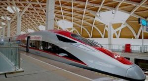 Benang Layangan Ganggu Kereta Cepat Whoosh