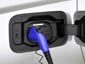 Bos Toyota: Mobil Listrik Bukan Jurus Ampuh Selamatkan Bumi!