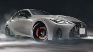 Lexus IS500 Pamungkas: Edisi Terbatas Bikin Meleleh!