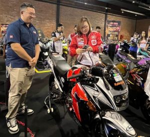 Modifikasi Gila! Kendaraan Jadi Kanvas Seni