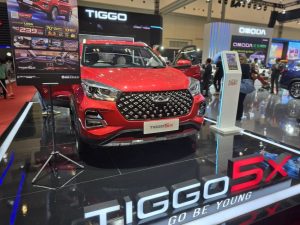 Anjloknya Penjualan Mobil RI: Gaikindo Salahkan Perang Dunia?