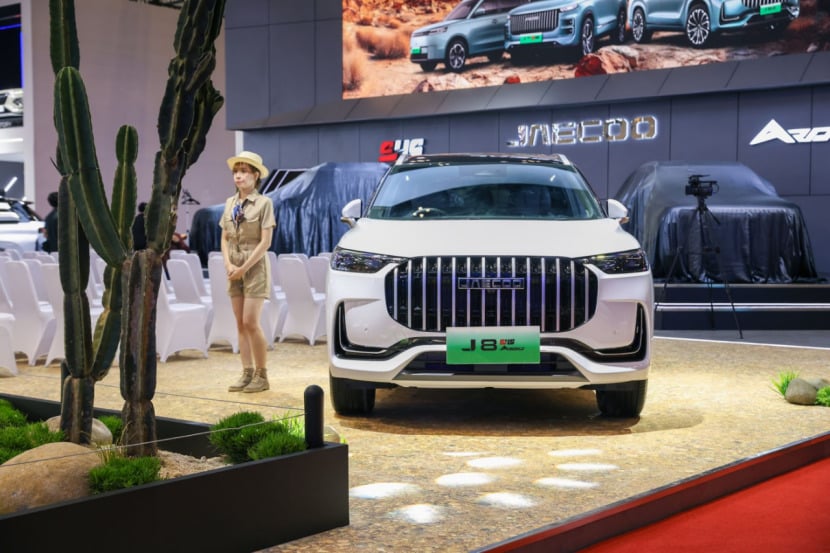 JAECOO J8 SHS ARDIS Gebrak GIIAS, Hybrid Bertenaga Badak!