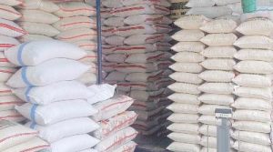 Beras Premium Rasa Medium? Pedagang Nakal Bikin Geram!