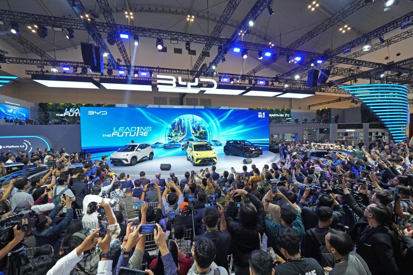 BYD Kuasai Pasar, Siapa Saja Pembelinya?