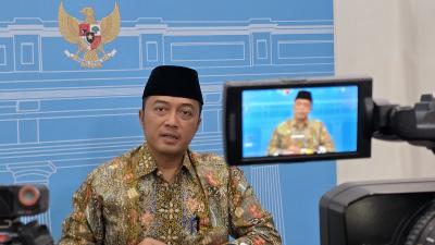 Prabowo Temui Trump? Negosiasi Tarif Impor Panas!