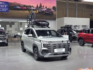 Hyundai Stargazer Cartenz: Pilih Elegan atau Petualang?