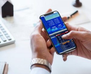 Saham Ambles! 10 Emiten Ini Jadi Top Losers