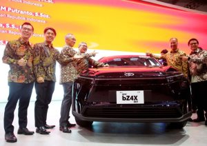 Toyota bZ4X Lokal? Siap Gebrak Pasar Mobil Listrik!