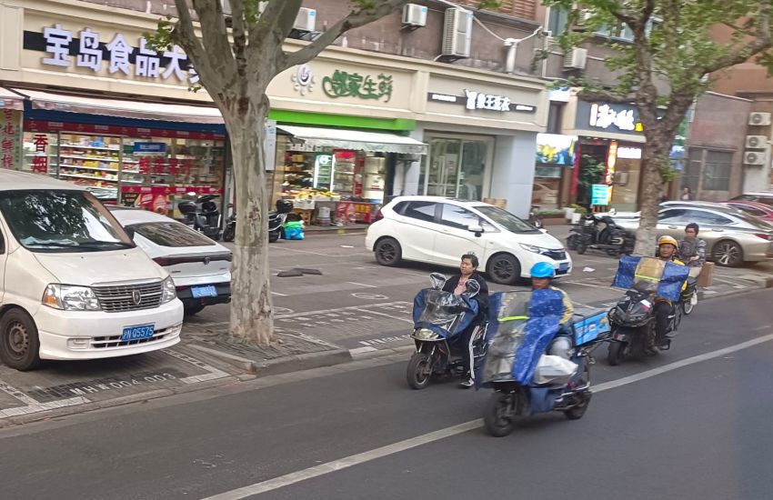 Vietnam Bersiap Tinggalkan Motor Bensin, Era Kendaraan Listrik Dimulai?