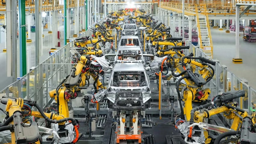 Serbuan Raksasa EV China: Indonesia Dapat Untung Miliaran!