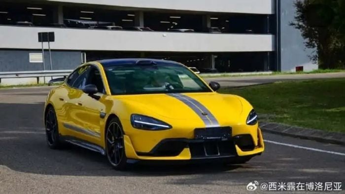 Ferrari Rahasia Uji Mobil Listrik China