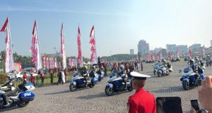 Kirab Merah Putih: Motor Listrik Kawal Sang Saka!