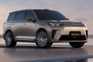 SUV Mewah 5 Meter, Saingan Baru di Pasar Otomotif!