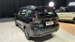 XL7 Hitam: Mampukah Suzuki Raih 300 Unit Per Bulan?