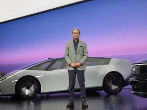 Honda Gempur Pasar: Mobil Listrik, Hybrid, Roket Daur Ulang!