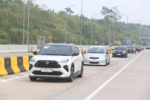 Iritnya Bikin Penasaran, Komunitas Yaris Kepincut Hybrid!