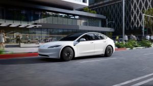 Tesla Murah? Mimpi Buruk Pasar?