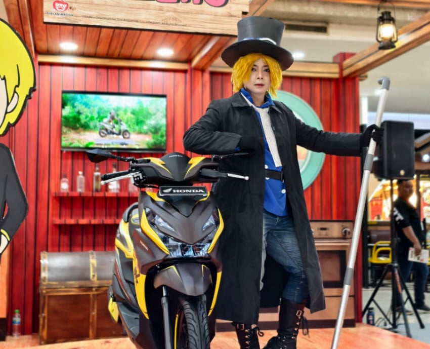 BeAT One Piece Bajak Plaza Surabaya! Ada Apa?