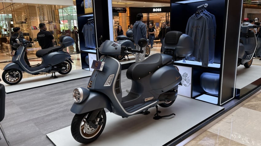 Vespa Officina 8: Sentuhan Klasik Balap yang Memikat Hati
