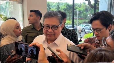 Ekonomi RI Melambat, Airlangga Optimis Target Tercapai?