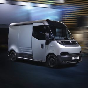 Renault Gemparkan Solutrans 2025: Era Baru Kendaraan Komersial Dimulai