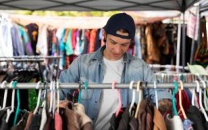 Bisnis Thrifting Terancam Pedagang Meradang ke DPR