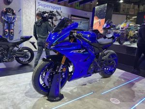 YZF-R7 2026 Mengguncang EICMA, Bukan Sekadar Adik R1!