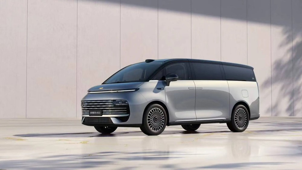 MPV Mewah Ini Siap Gempur Alphard?