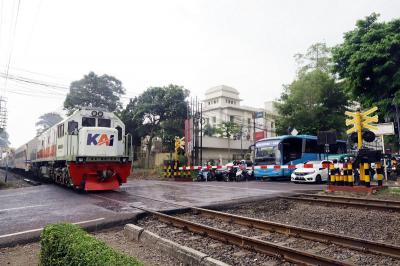 DPR Soroti Jalur Maut Kereta