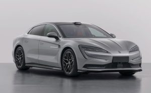 Yangwang U7 Jarak Tempuh Gila