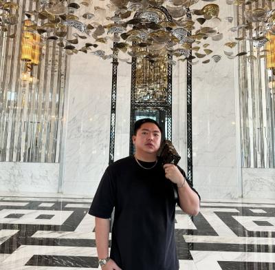 Bintang Saham Terjerat Denda Miliaran