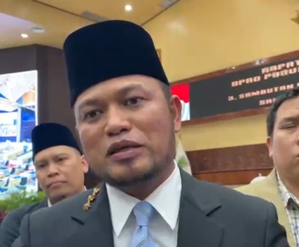 Mobil Dinas Kaltim Miliaran