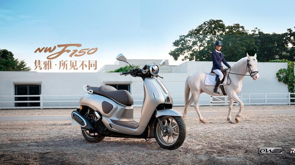 Retro Mewah Honda Meluncur