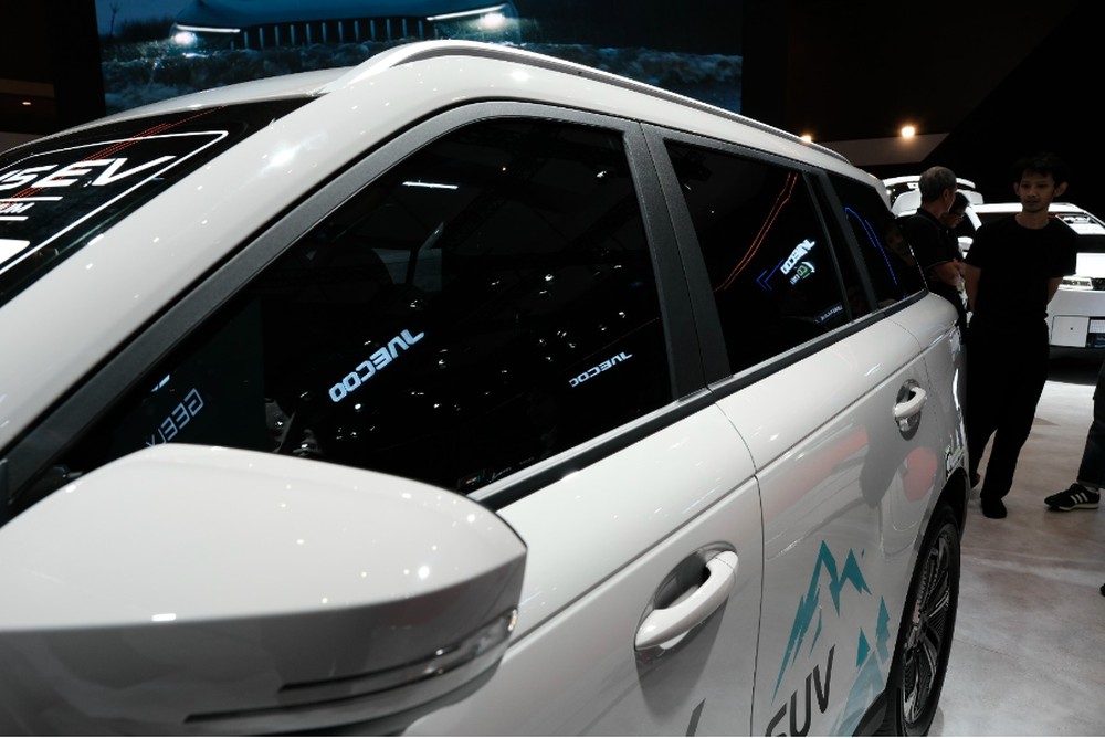 Kaca Film EV Penyelamat Baterai