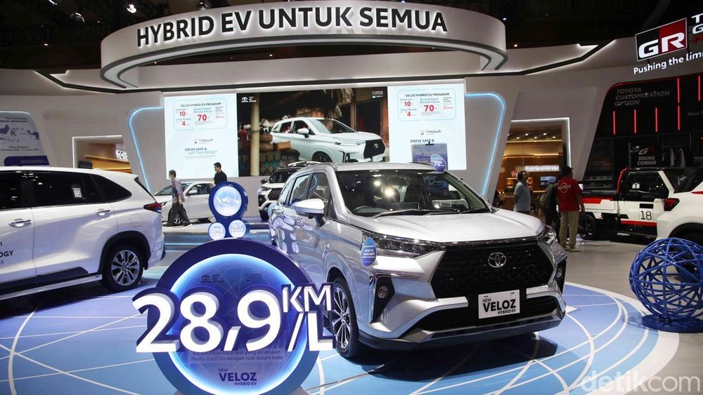 MPV Hybrid Termurah Meluncur