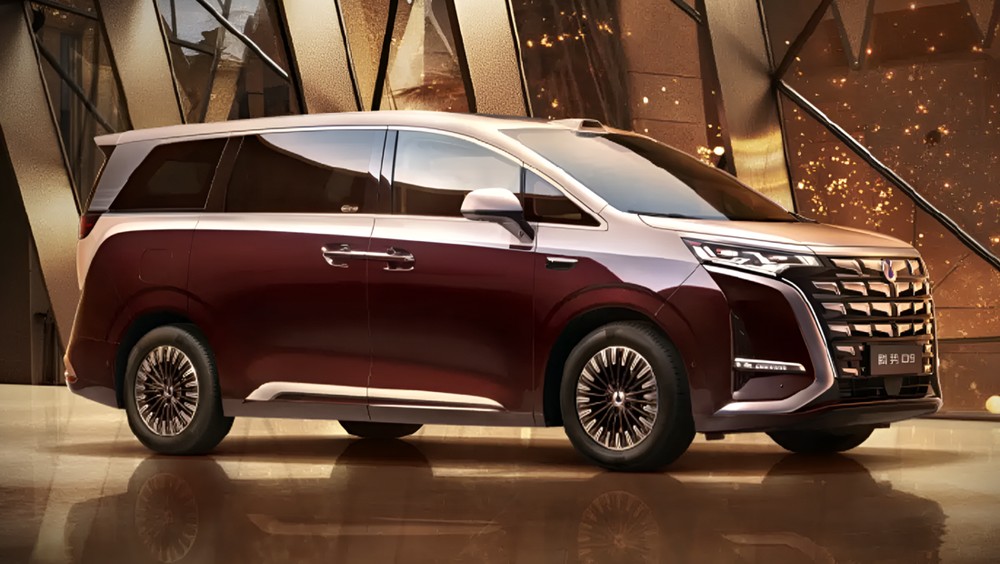 Denza D9 Ngecas Kilat Wajah Baru