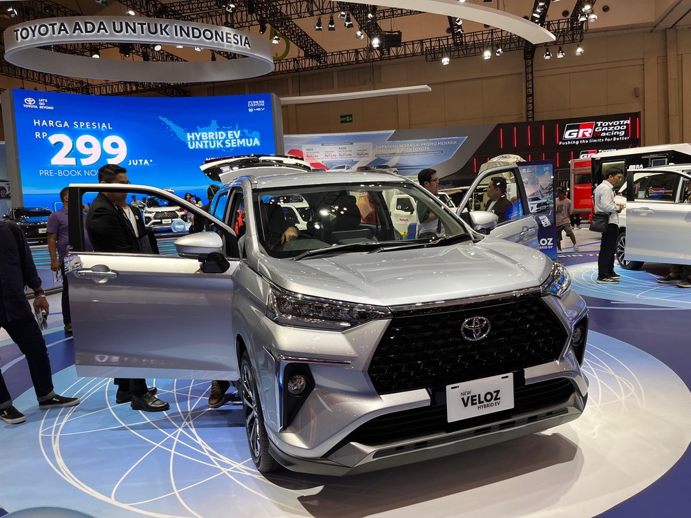 Veloz Hybrid Angsuran Sejuta