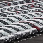 Dunia Berebut Mobil Indonesia